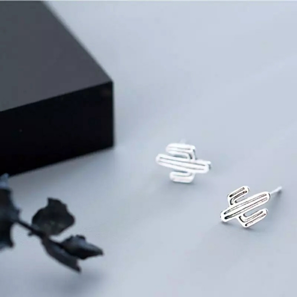 NEW 925 Sterling Silver Cactus Stud🌵 Earrings